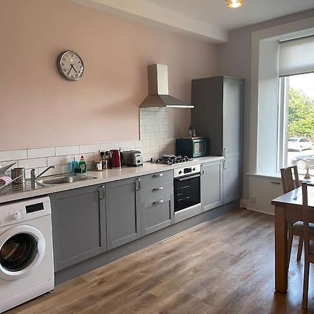 דירות Bonhill 5 Minutes From Loch Lomond - Newly Renovated Ground Floor 1-Bed Flat מראה חיצוני תמונה