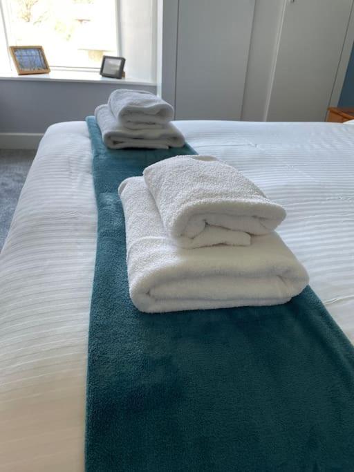 דירות Bonhill 5 Minutes From Loch Lomond - Newly Renovated Ground Floor 1-Bed Flat מראה חיצוני תמונה
